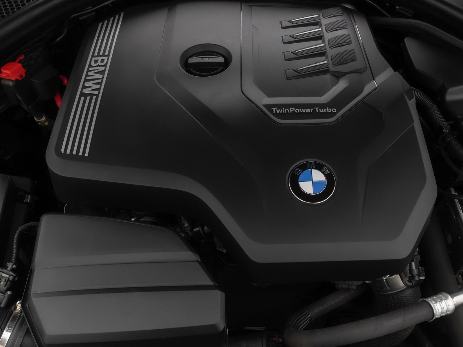 BMW 318i  Widscreen PDC GeschwindigReg DAB Cockpit+