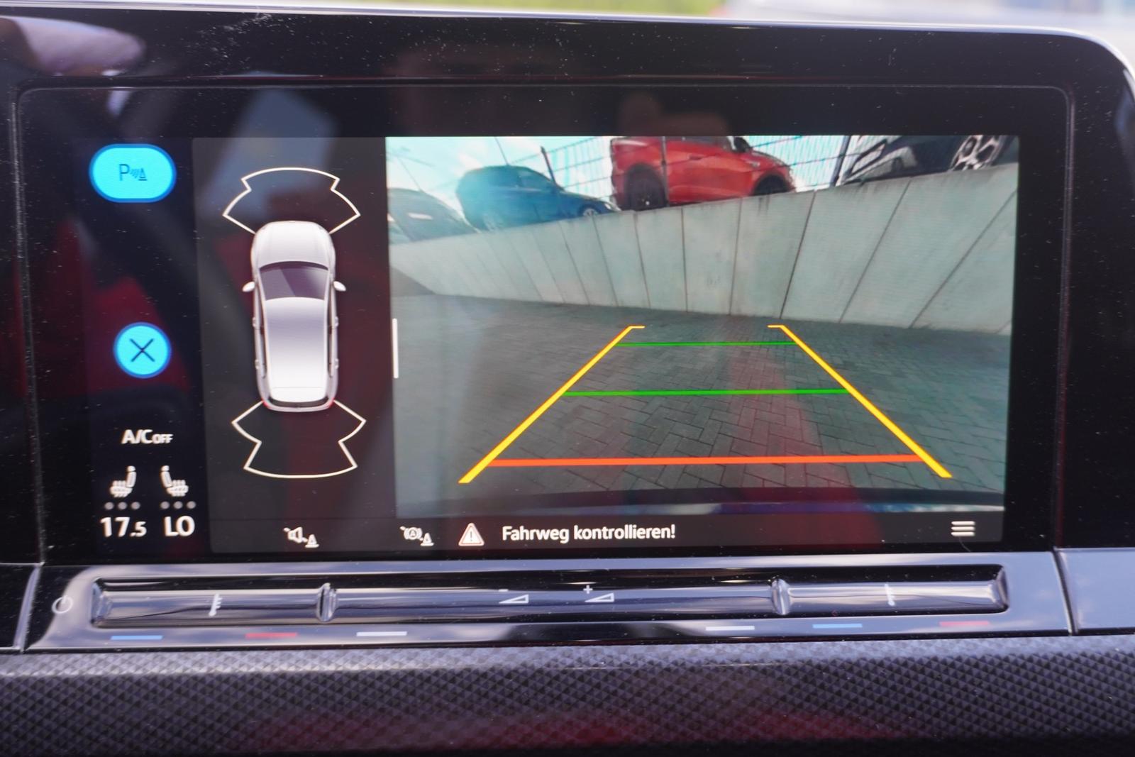 Volkswagen Golf VIII eTSI Klimaaut. LED Navi Kamera, миниатюра 23