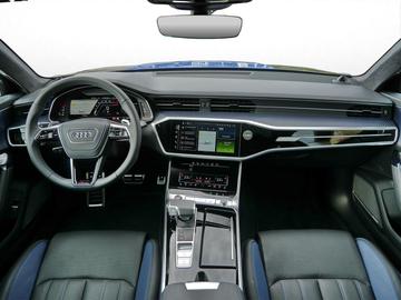 2026 AUDI RS6 photo 5