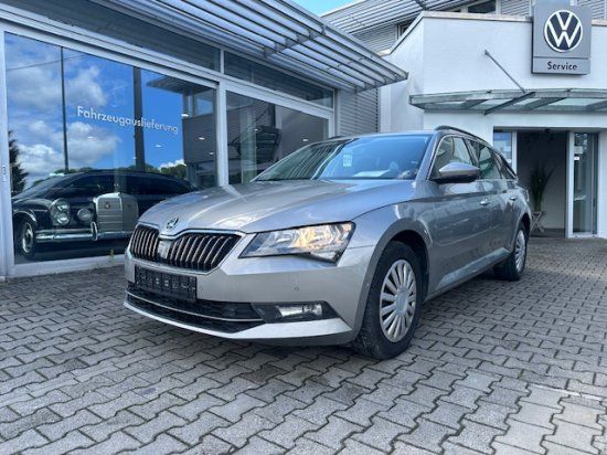 Skoda Superb Combi 2.0TDI 4x4 DSG*STANDH.*AHK*KAMERA