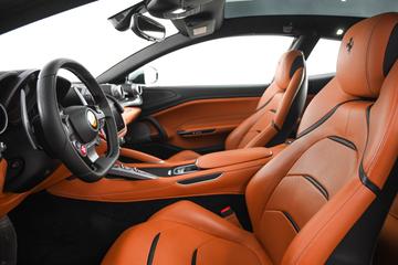 صورة مصغرة 18 لـ 2017 Ferrari GTC4LUSSO