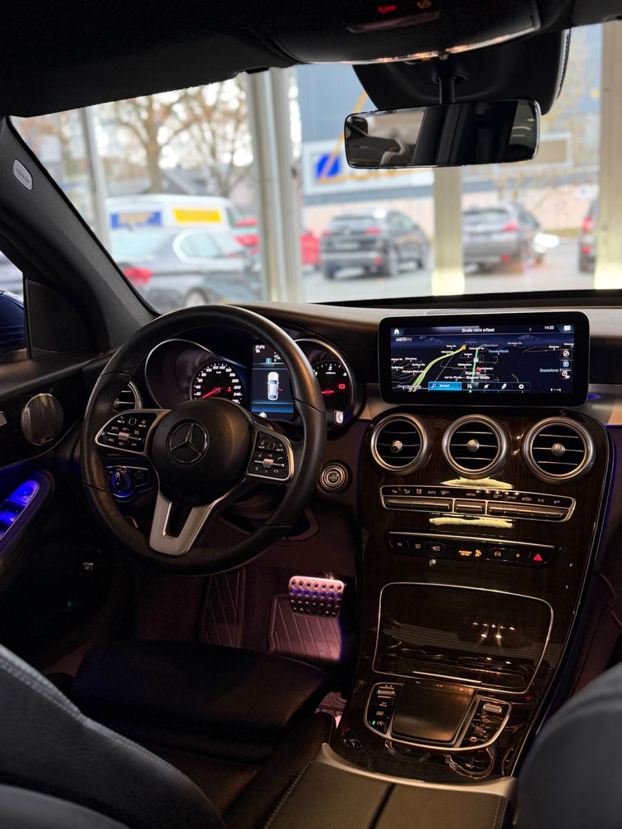 Fahrzeugabbildung Mercedes-Benz GLC 400 d Coupe 4Matic AMG LINE *MB100 GARANTIE