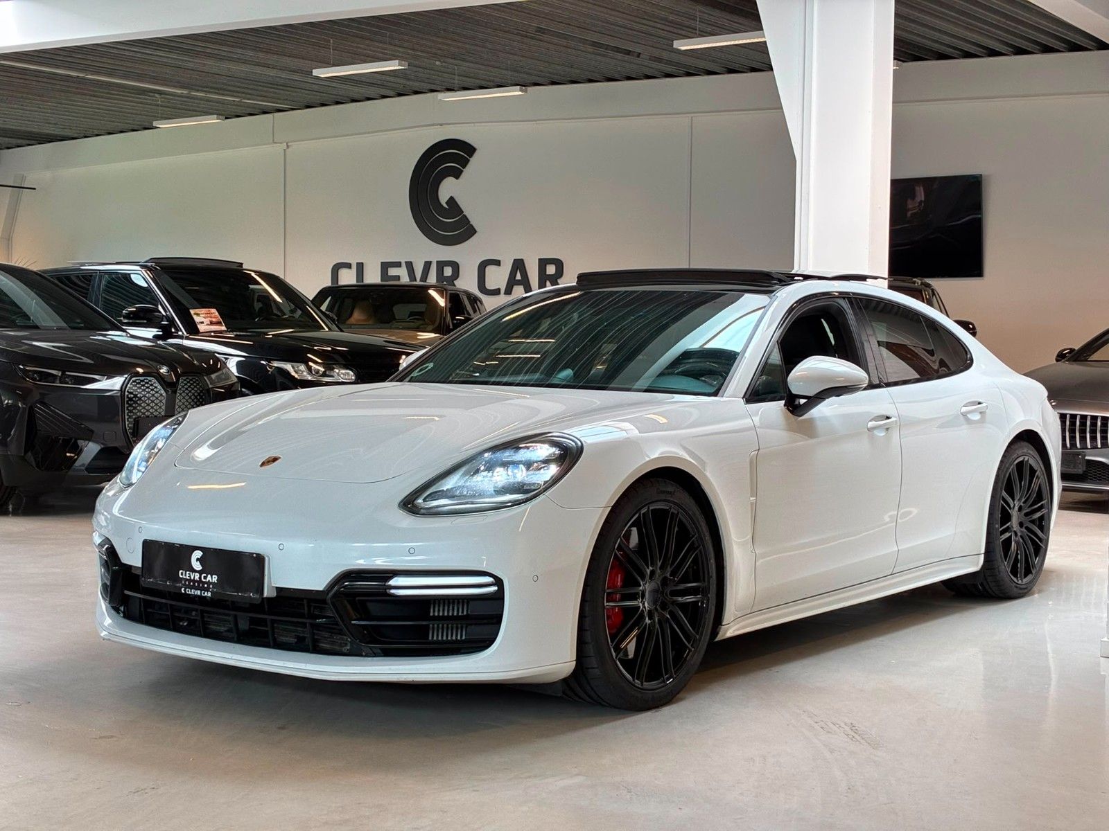 PORSCHE Panamera Turbo *SPORTDESIGN* BOSE+MEM+AUSPUFF+