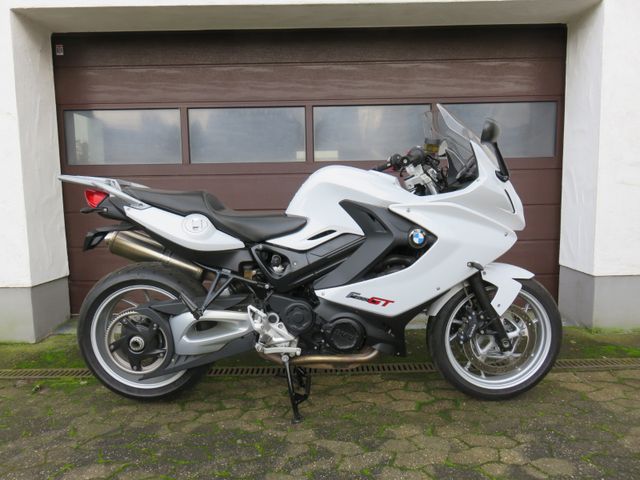 BMW F 800 GT  TOP  ESA  ABS  NUR  24 TKM  2 HAND