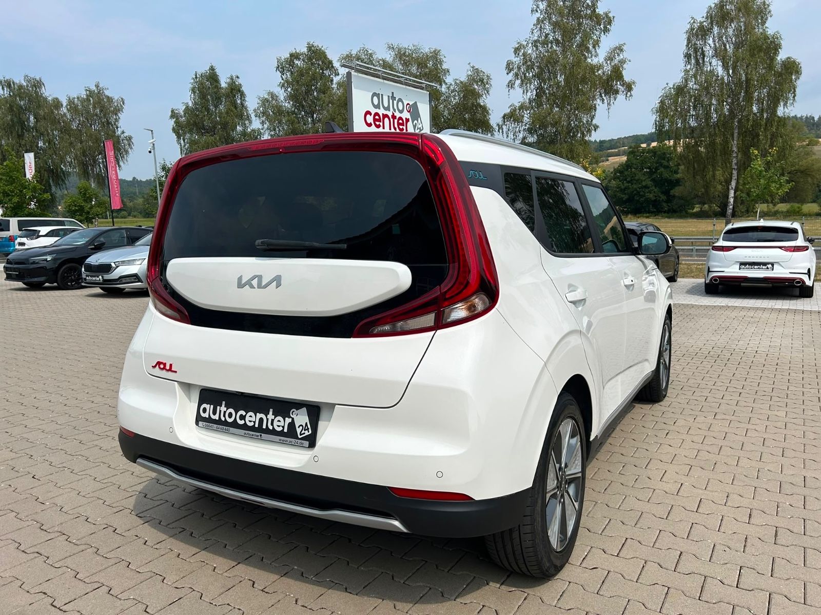Fahrzeugabbildung Kia e-Soul Spirit°64 kWh°LED°3 Phasen°Kamera°1.Hand°