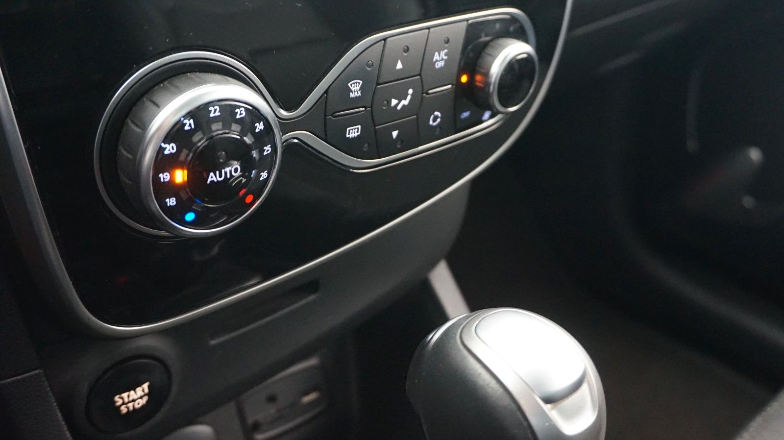 Fahrzeugabbildung Renault Clio IV Grandtour GT