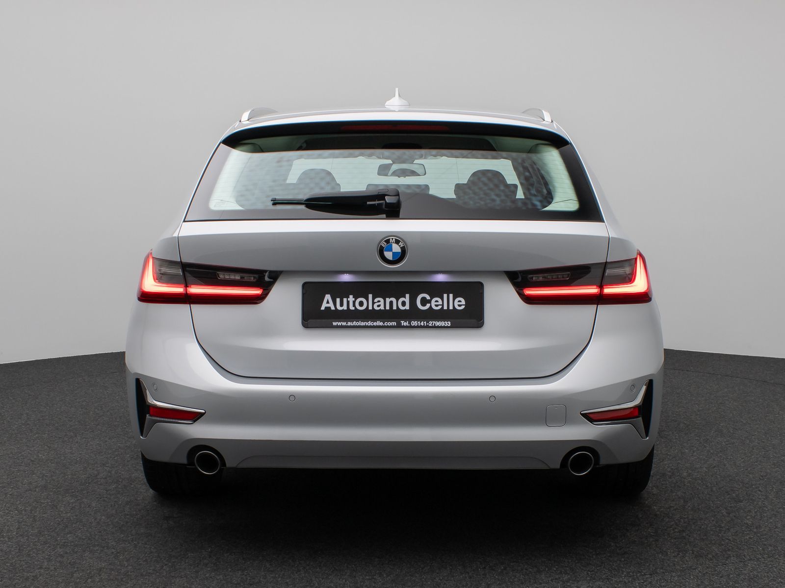 Fahrzeugabbildung BMW 318d DAB Leder PDC Geschwindigkeitsreg Sport LED