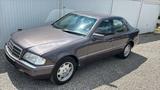 Mercedes-Benz Lim. 150PS Automatik Klima SHZ nur159tkm TÜV neu - Mercedes-Benz C 220 mit Benzin-Antrieb: Automatik