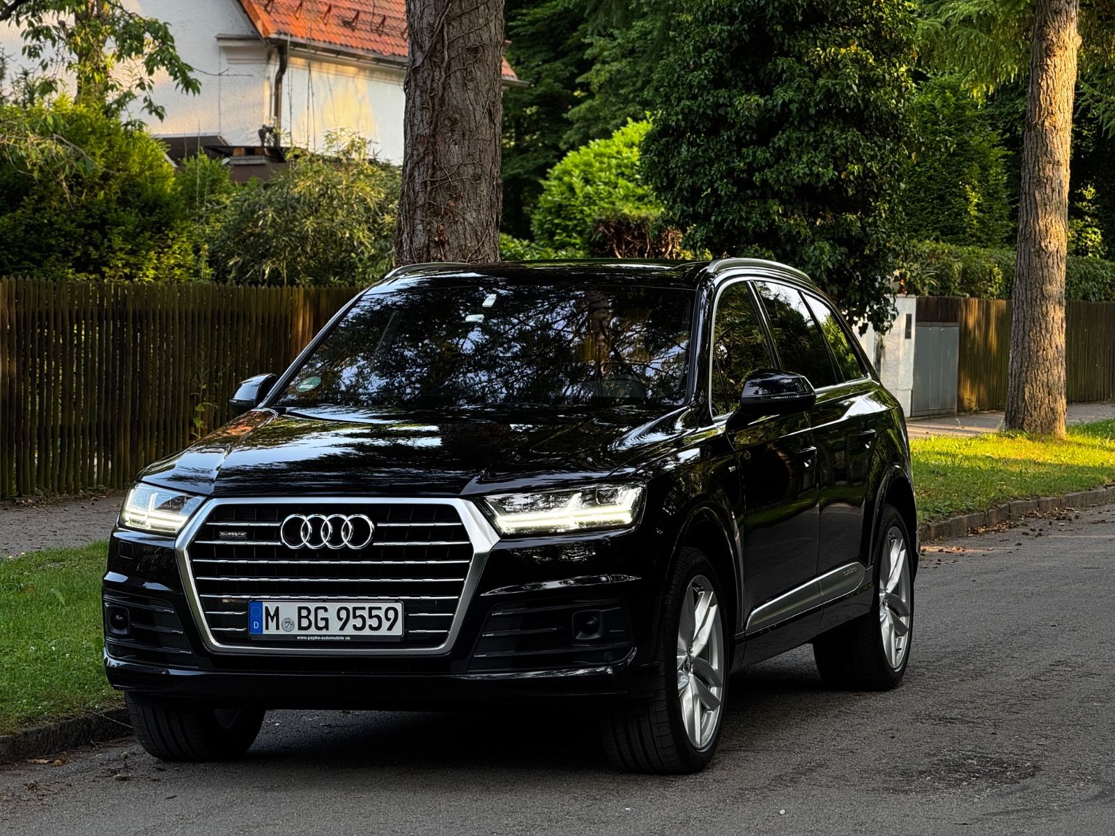 AUDI Q7 3.0 TDI quattro tiptronic -