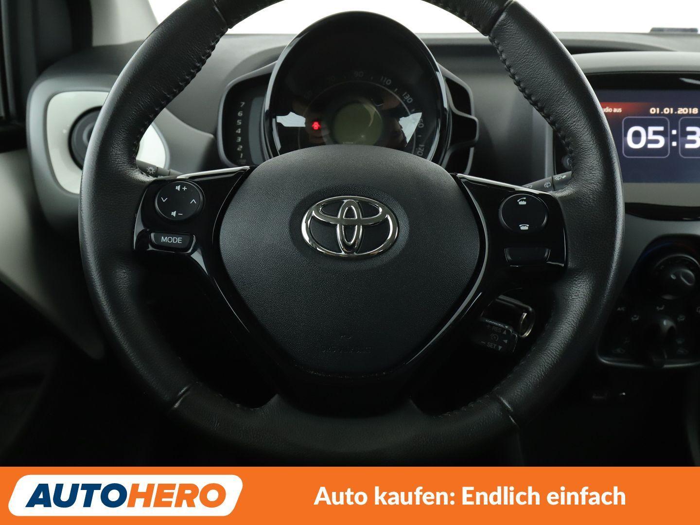 Toyota Aygo 1.0 X-Play club*CAM*KLIMA*GAANTIE*