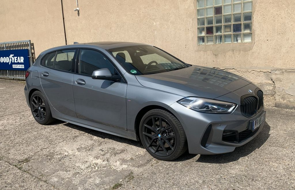 BMW 120