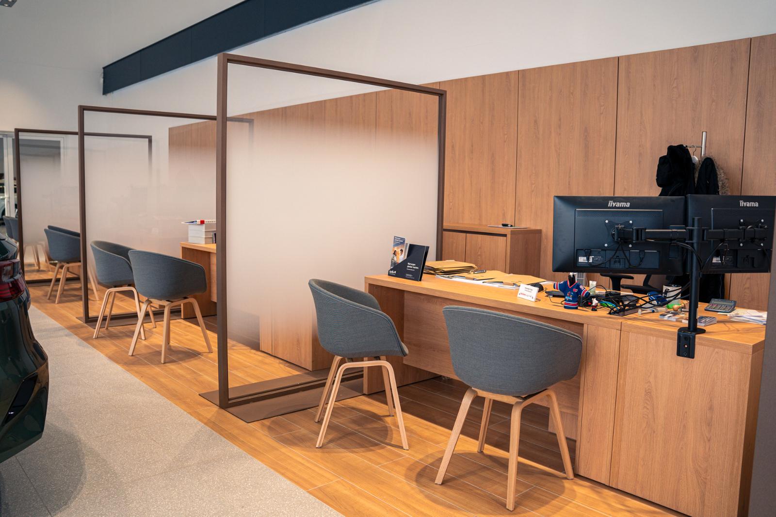 showroom-image-bottom