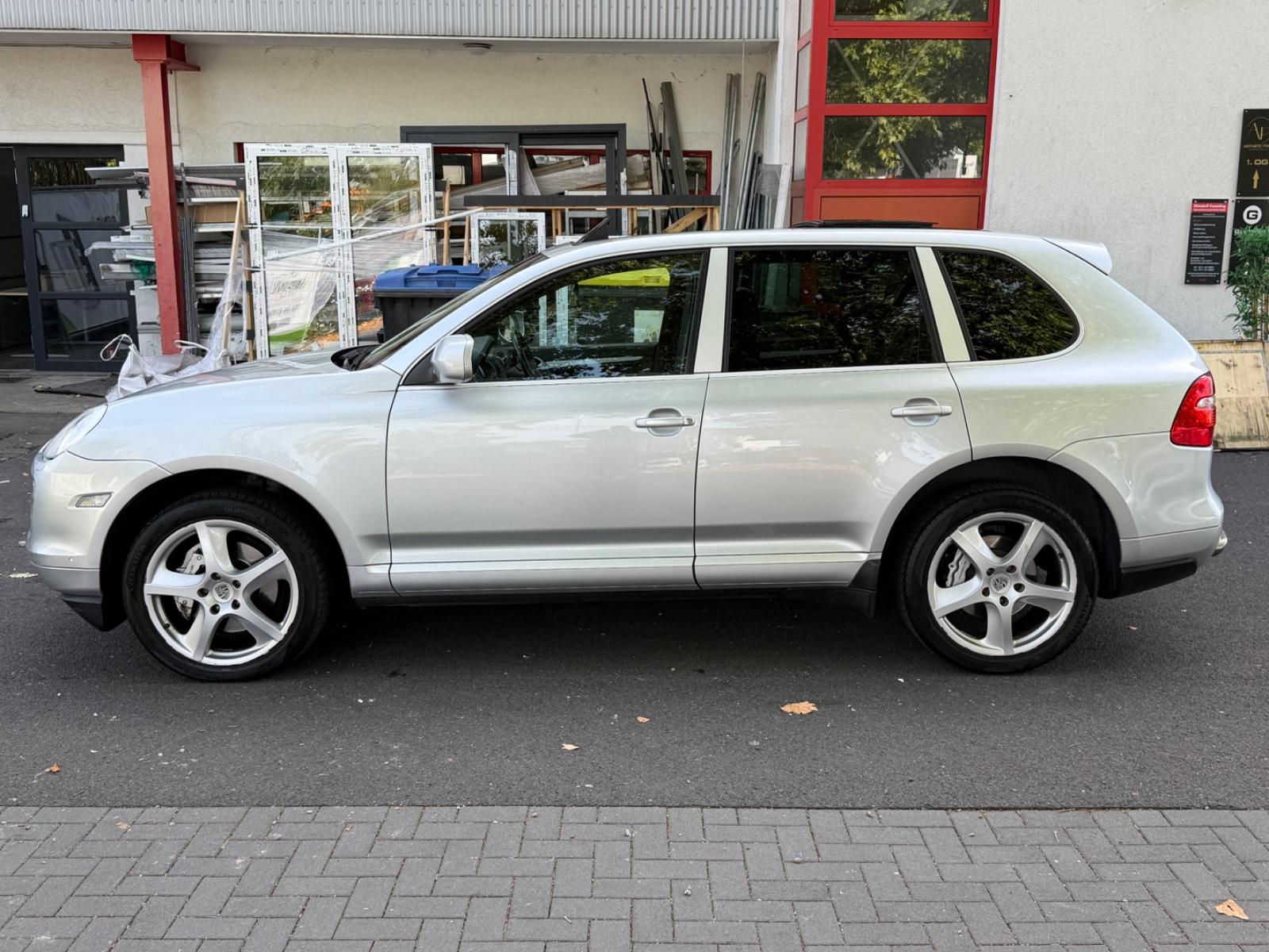 Porsche Cayenne S 4.8 V8 | 385 ch | BVA | Toit panoramique | GPS | Son Bose | Xénon | Sièges chauffants