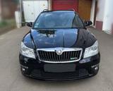 Skoda Octavia RS Kombi DSG Automatik - Skoda Octavia aus 2010: RS