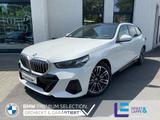 BMW 550e xDrive M Sport || AHK Pano B&W - weiße BMW 550