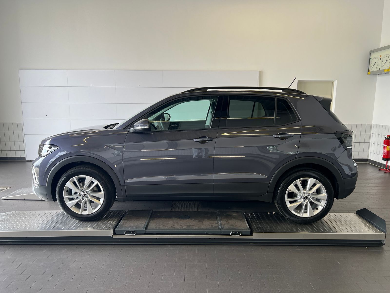 Fahrzeugabbildung Volkswagen T-Cross Life 1.0 TSI DSG *AHK,IQ-Light,ACC,Kamer