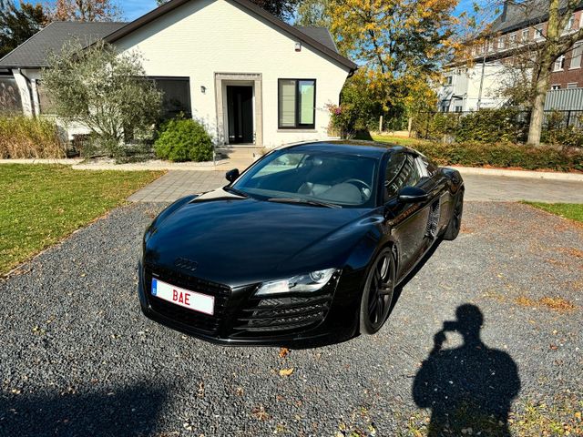 Audi R8 V8 4.2  2008 r tronic