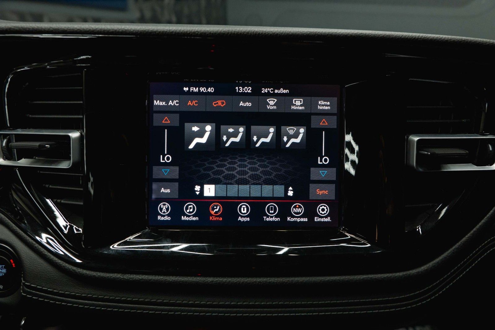 Fahrzeugabbildung Dodge Durango 3.6 V6 R/T 4x4 Night-Paket SRT Styling