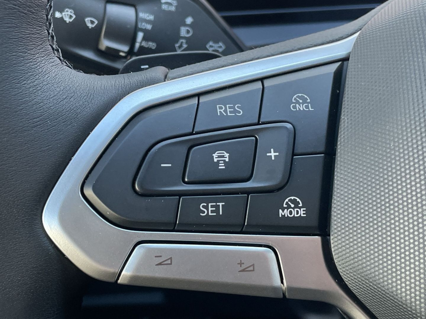 Tiguan ENERGY 2.0TDI DSG Navi/LED/ACC/360°Kamera