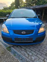 Kia Rio 2009 TÜV 02.27 - Kia Rio: Kombi