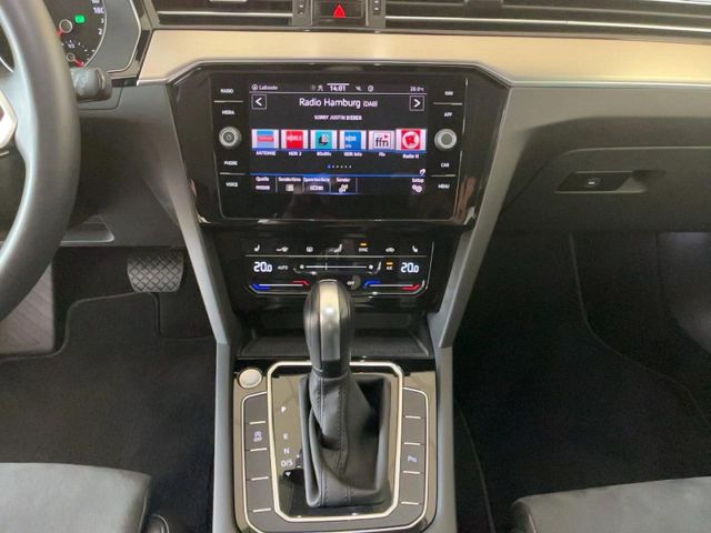 Passat Variant 1.5 TSI DSG Elegance Bluetooth