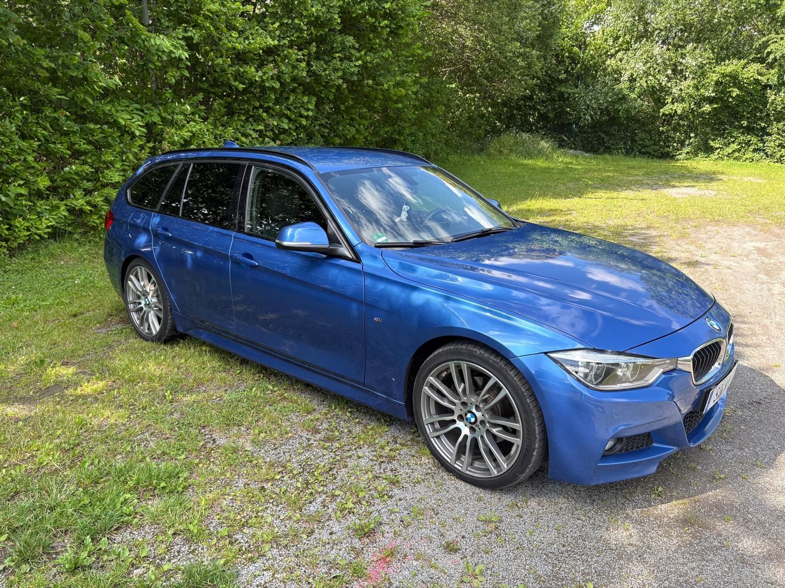 BMW 320d Touring M Sport AHK Kamera Autom.