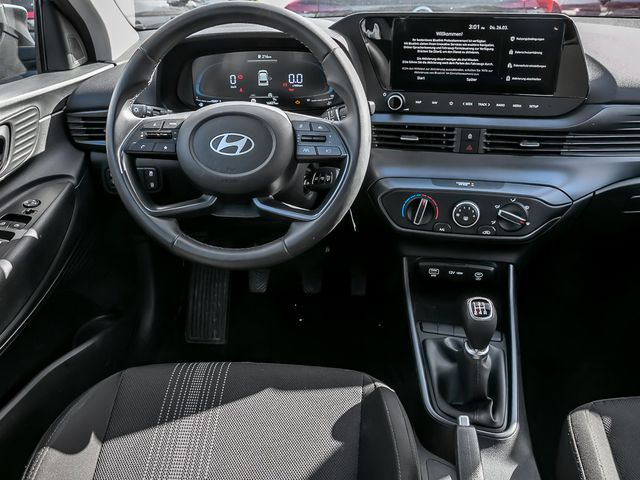 Hyundai i20 1.2 Select Spurhalteassistent Navi Kamera