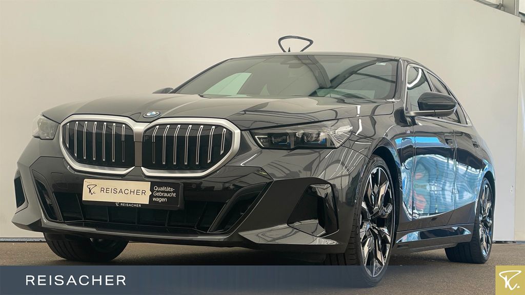 Image of BMW 530