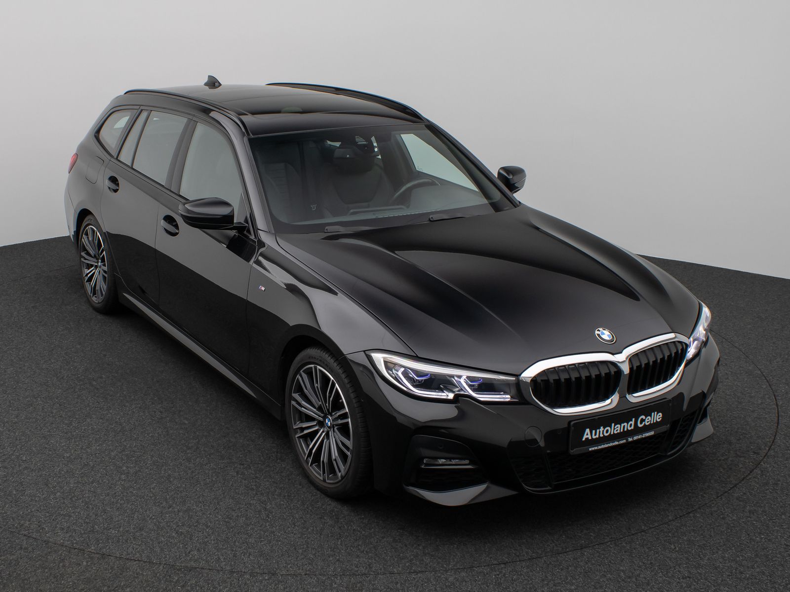 Fahrzeugabbildung BMW 320i M Sport Panorama Kamera Laser HiFi Komfort