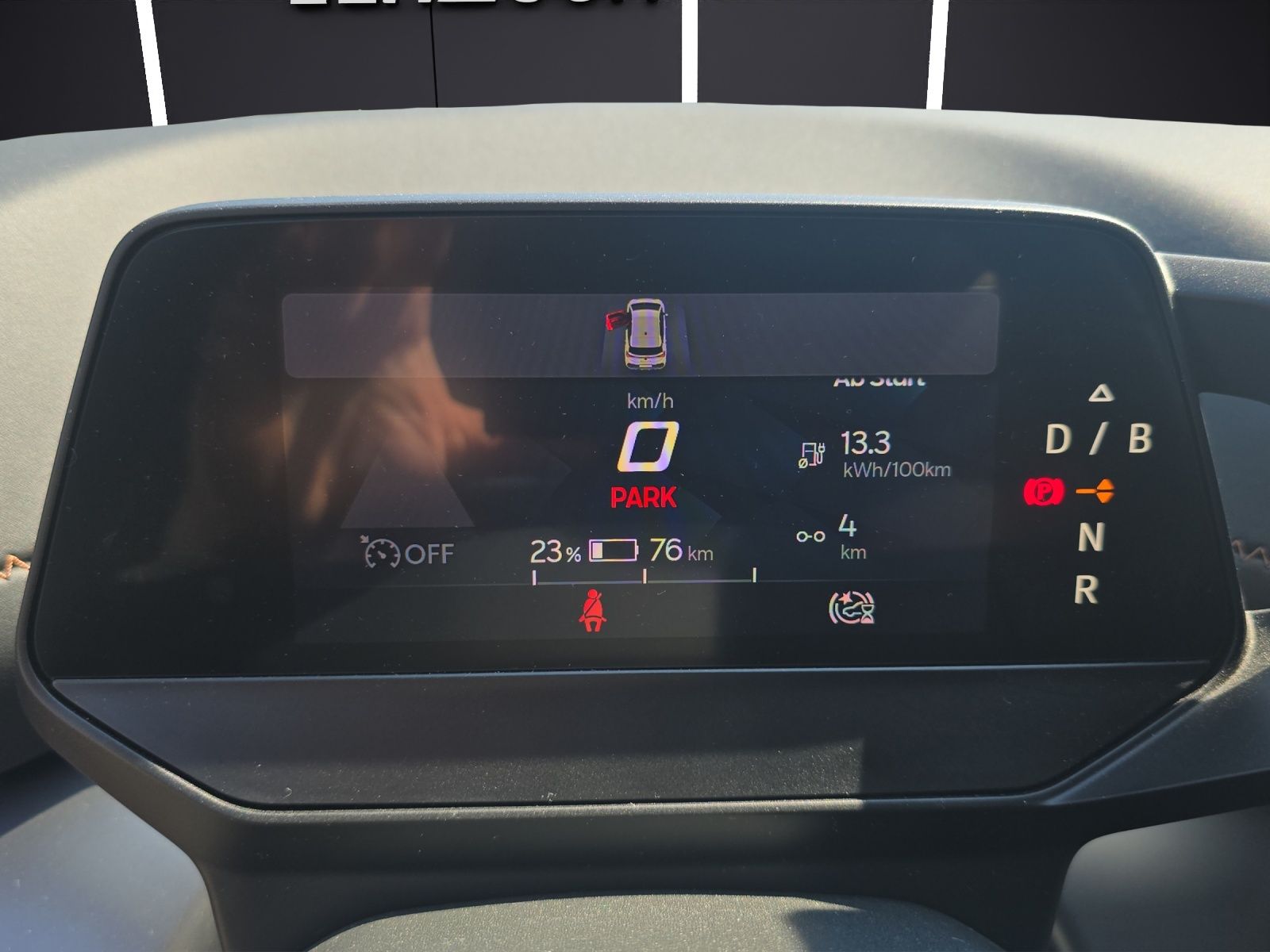 Fahrzeugabbildung CUPRA Born LED Navi ACC 4xSHZ RFK AREA VIEW