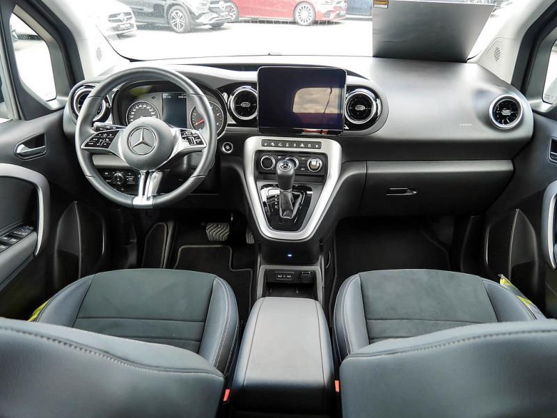 Mercedes-Benz T 180 d PROGRESSIVE WINTER LED NAVI STANDARD AHK