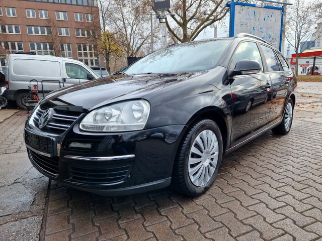 Volkswagen Golf 1.6 Variant KLIMA-AHK-PDC-ROSTFREI