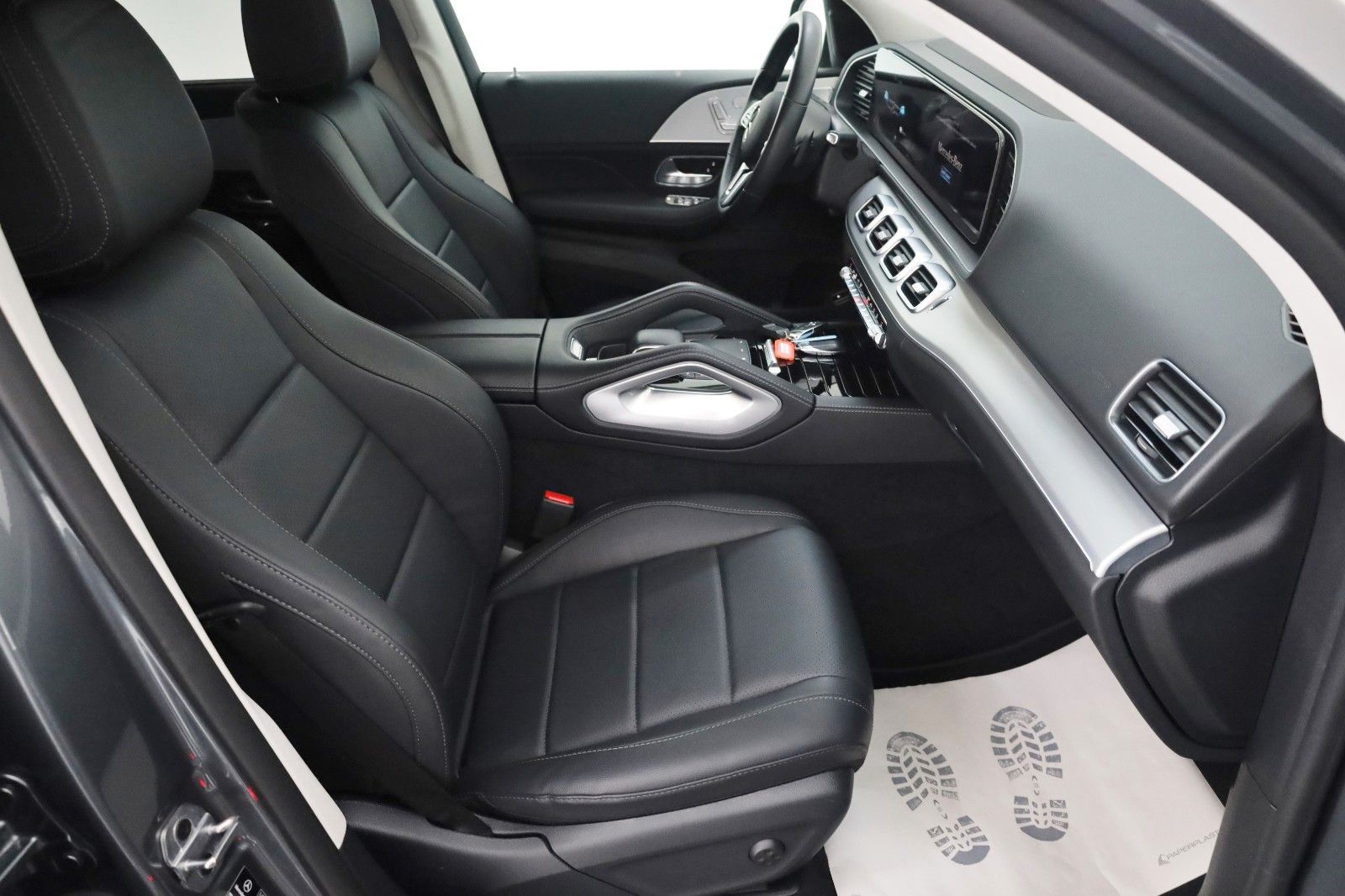 Fahrzeugabbildung Mercedes-Benz GLE 350e 4M AMG Line Leder,Navi,Park/Night-P,AHK