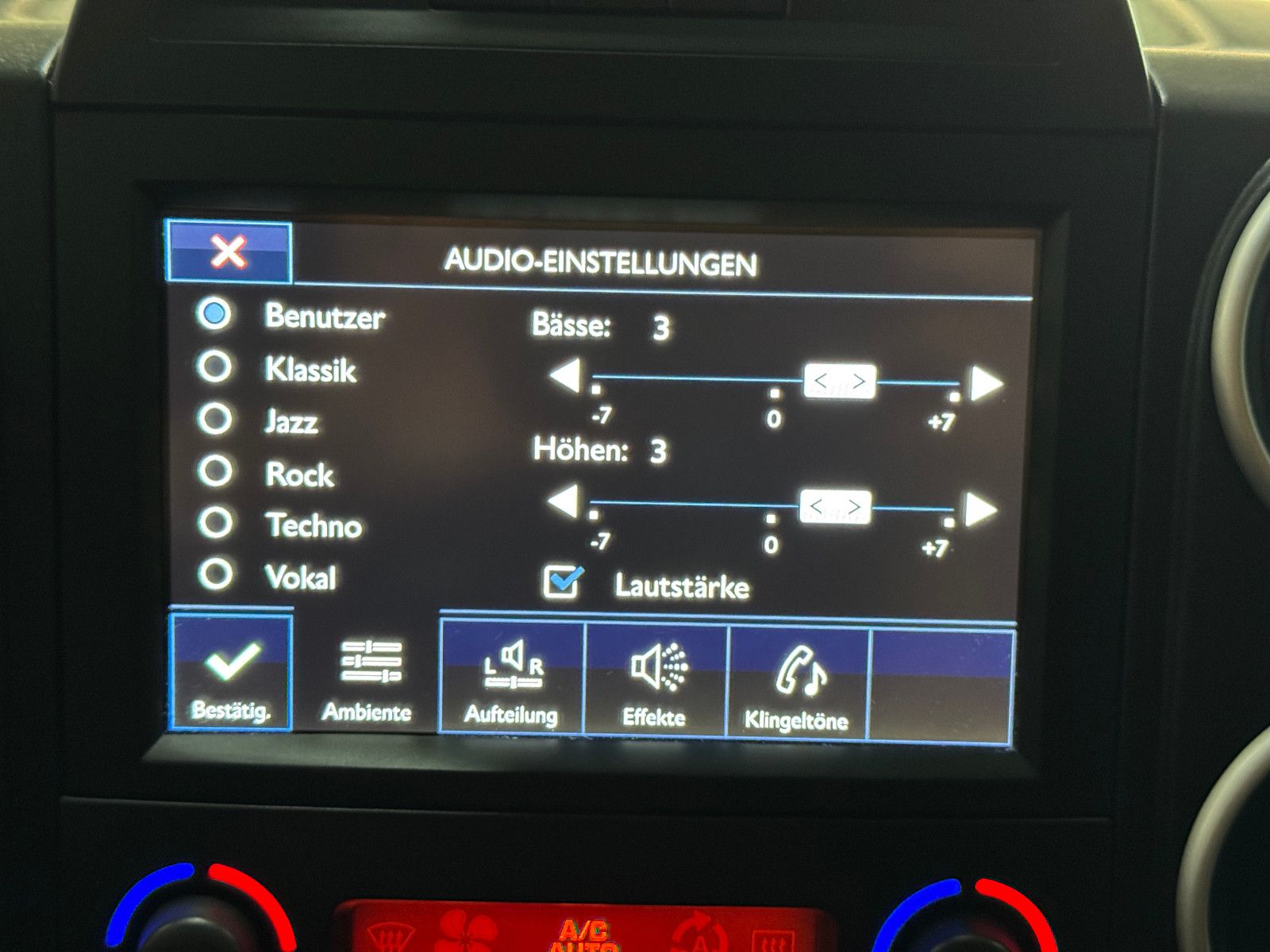 Fahrzeugabbildung Peugeot Partner Tepee 1.6 HDI ALLURE PDC SHZ KLIMA 2HAND