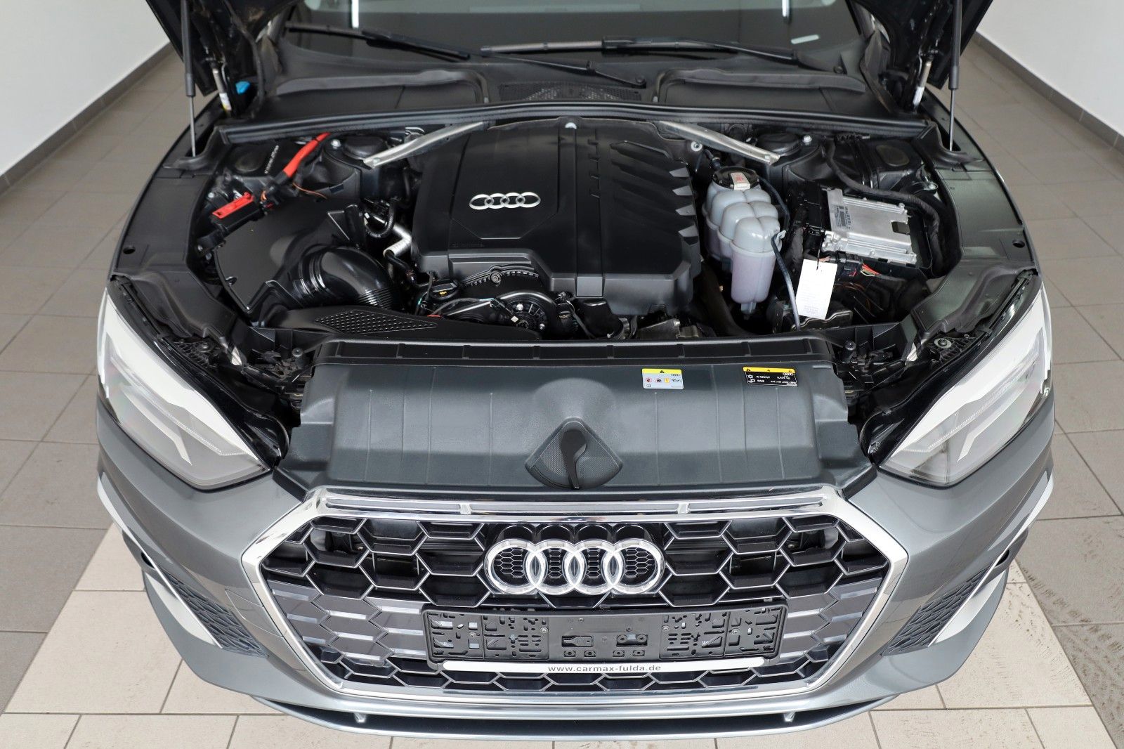 Fahrzeugabbildung Audi A5 Sportback 35 TFSI S line, Navi,LED,SH,Kamera