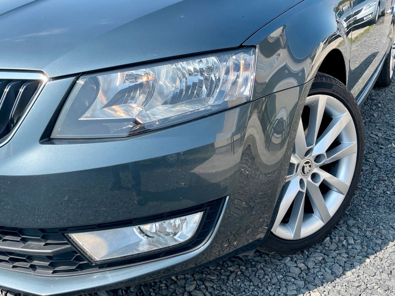 Fahrzeugabbildung SKODA Octavia Combi Joy 1.4 TSI Klima Tempomat Sitzhzg