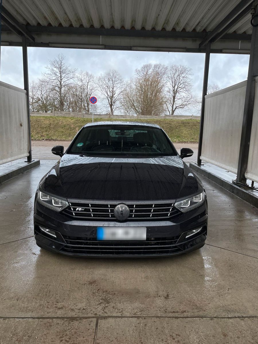 VW Passat B8 R-Line