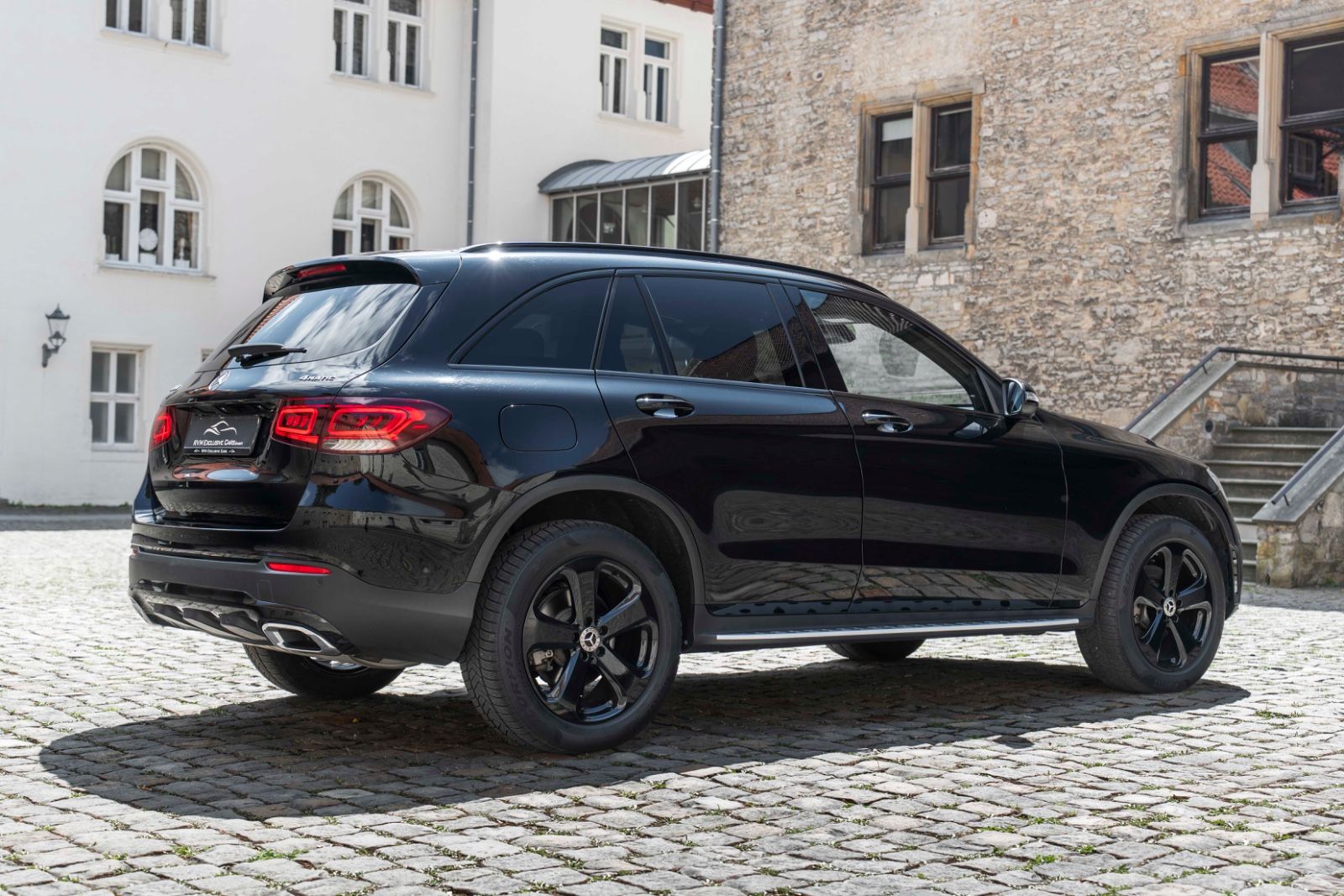 Fahrzeugabbildung Mercedes-Benz GLC 300 4MATIC LED 360° PANO TOTW NAV OFFROAD
