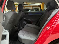 VW Golf VIII|SHZ|LHZ|LED|AHK|Massage|Kamera|Navi