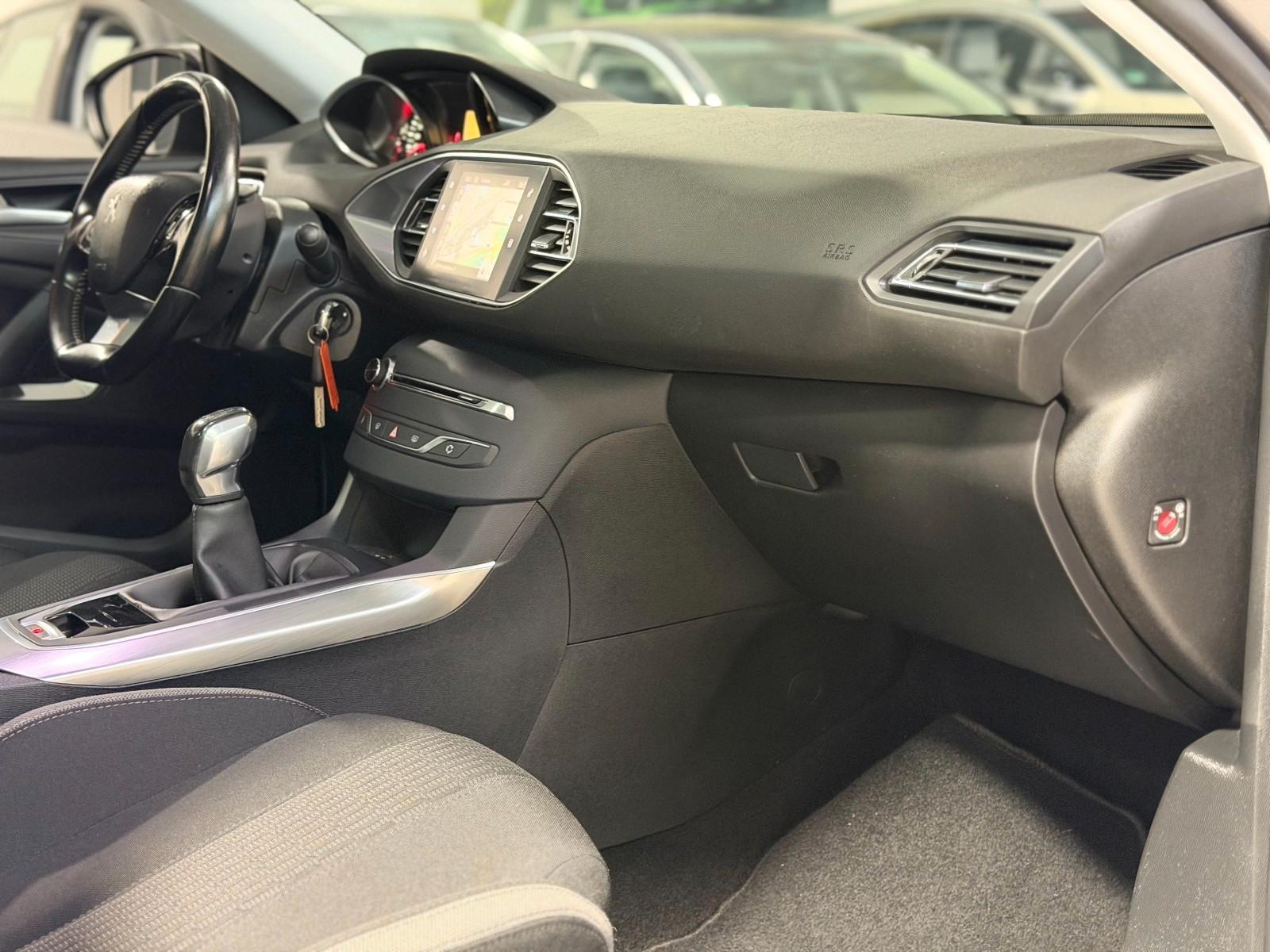 Peugeot 308 SW Style Navi Panorama PDC