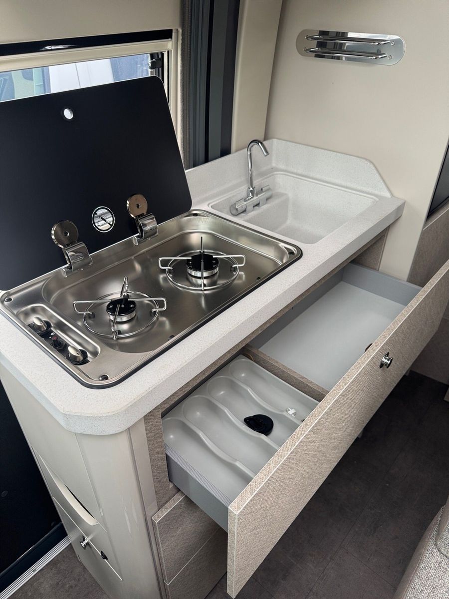 Fahrzeugabbildung Karmann Davis Lifestyle DA 630 LS Dachpanorama/Automat.