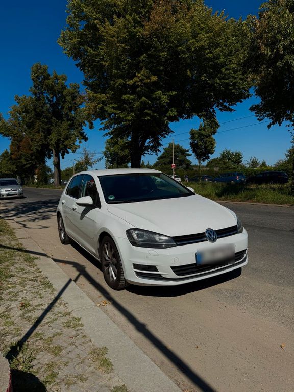 Image of Volkswagen Golf