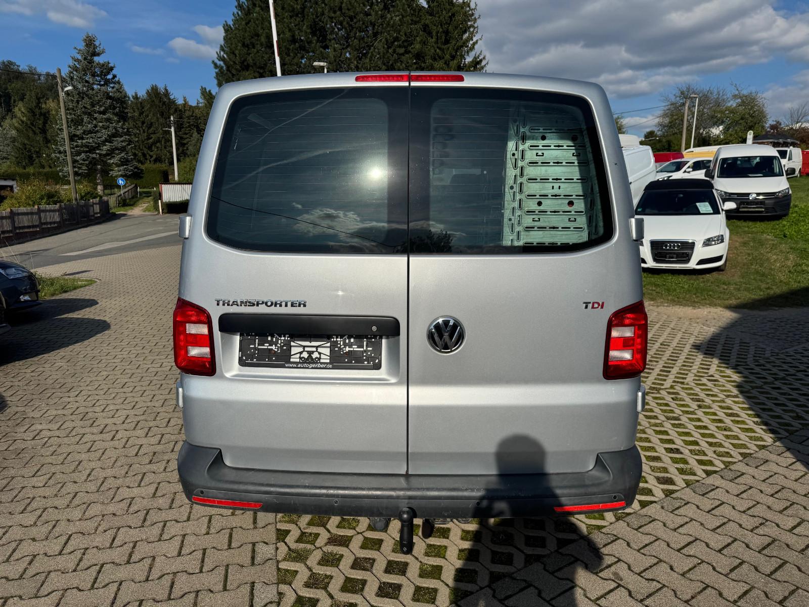 Volkswagen T6 Transporter lang DOKA 5-Sitzer LKW LED AHK