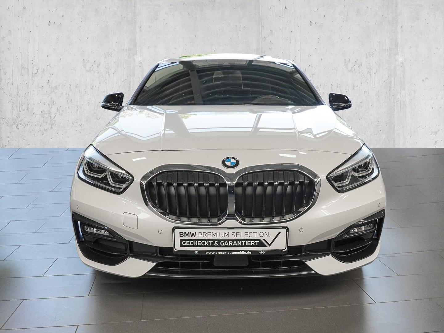 BMW 120i HUD PANO RFK NAVI LED Laser Sound Syst. LM