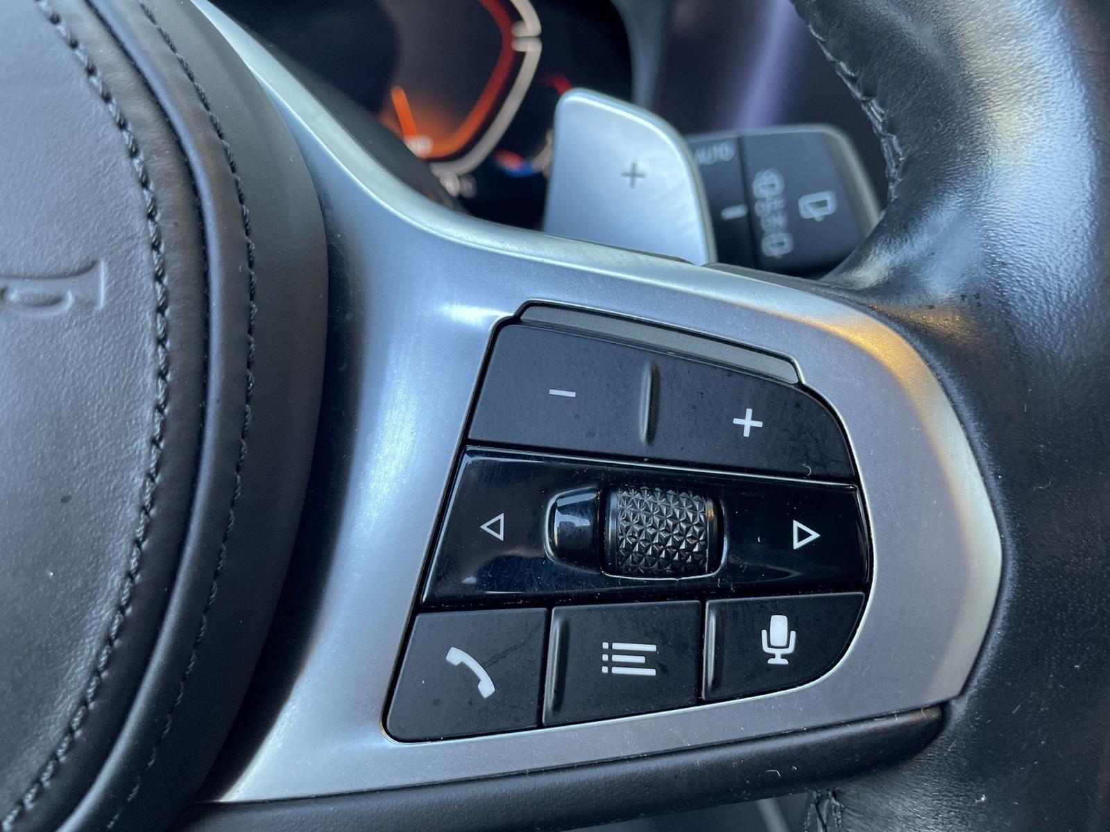 BMW M340i xDrive Touring PANO ACC LASER H/K HUD