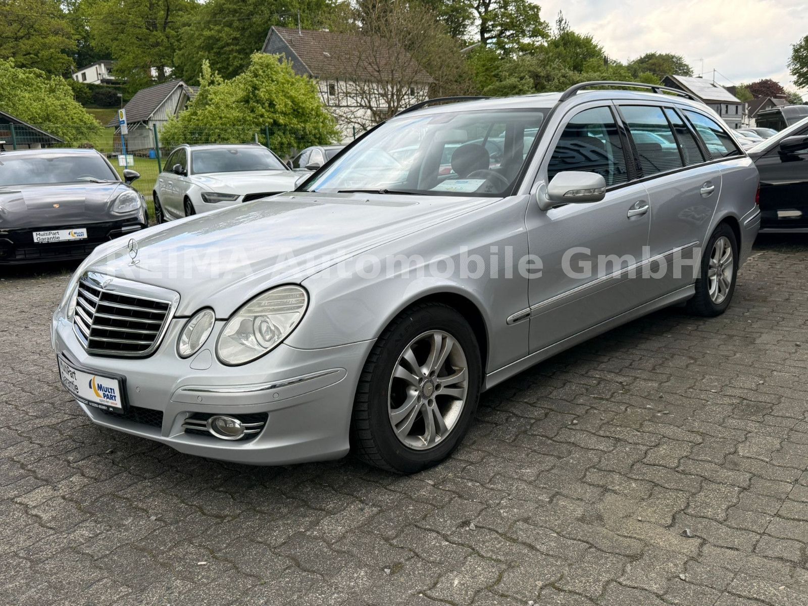 Fahrzeugabbildung Mercedes-Benz E 280  T-Modell Avantgard, ESSD, Leder, Xenon