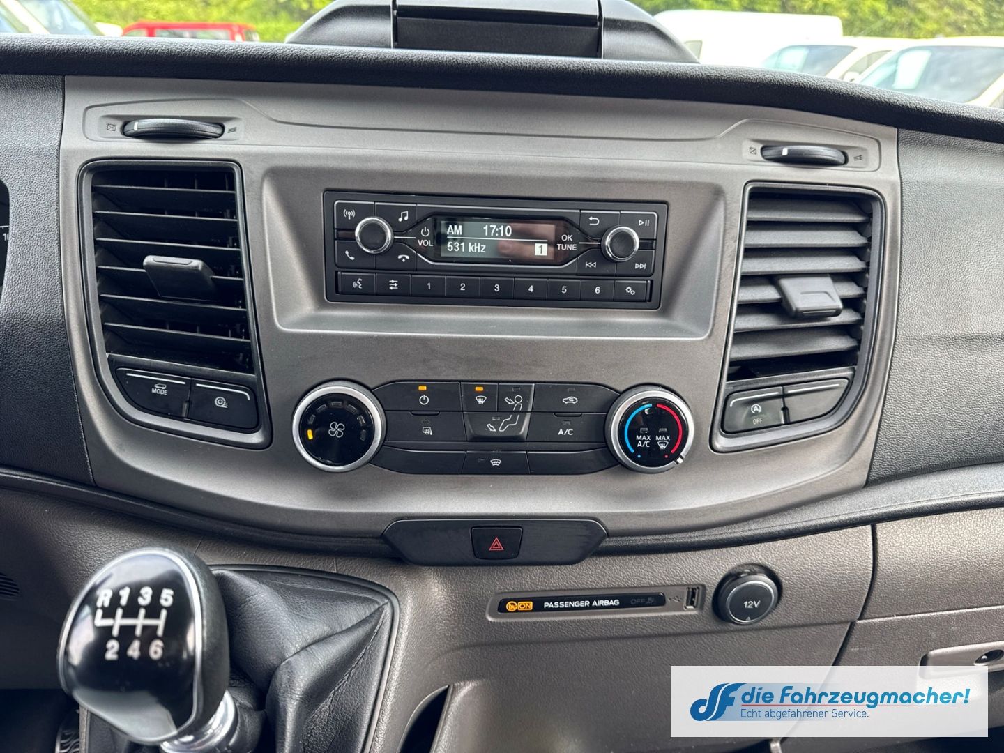 Fahrzeugabbildung Ford Transit Pritsche 310 L2 Doppelkabine Trend AHK D