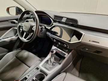 Audi Q3 - 11