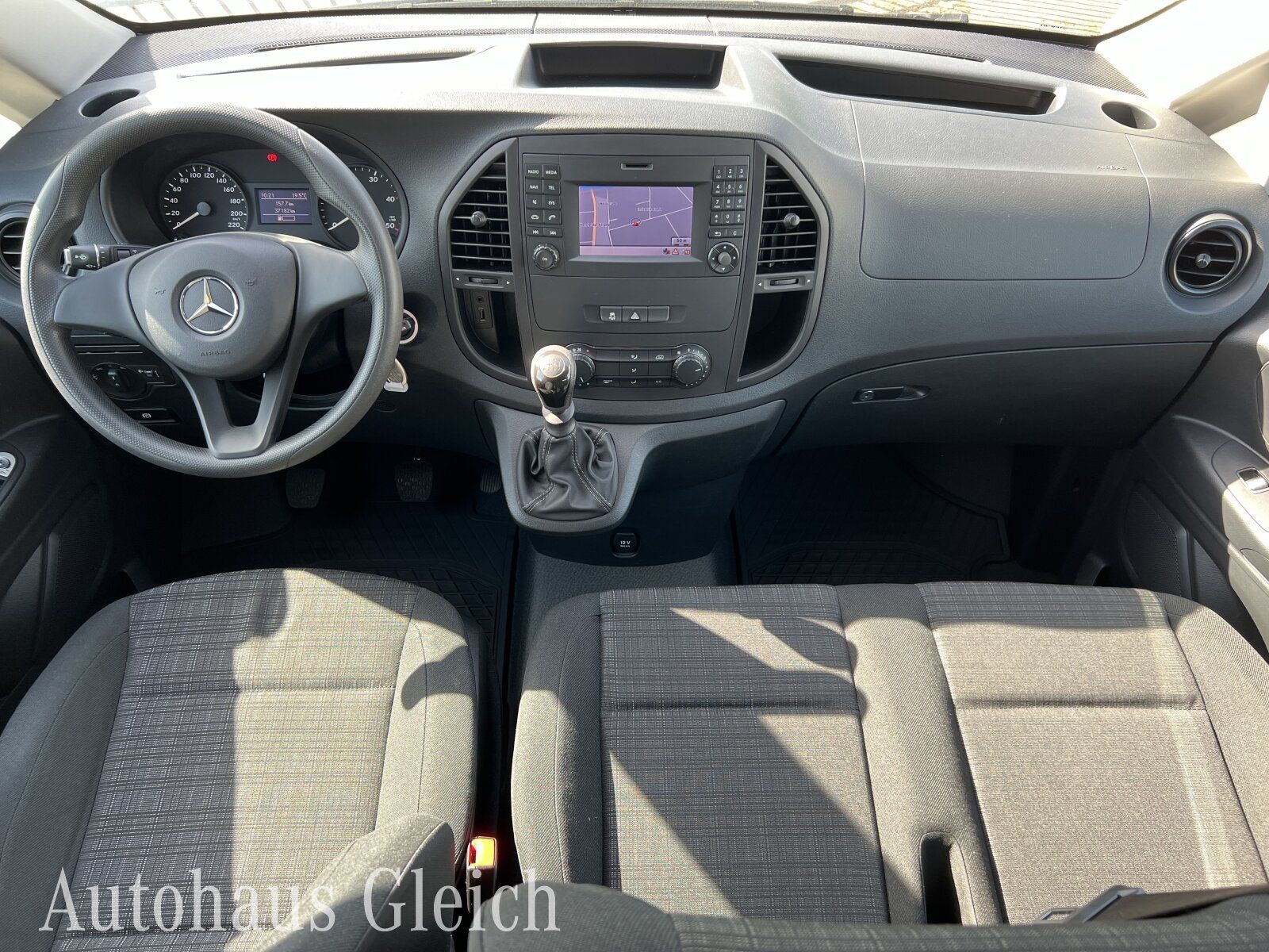 Fahrzeugabbildung Mercedes-Benz Vito 114 BlueTEC Mixto Lang Basic/Navi/Klima/R-C