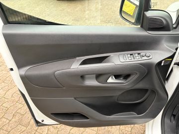 Bild 5 Opel Combo Life Elegance 1.5 CDTI +KAMERA+PDC+SHZ+LHZ